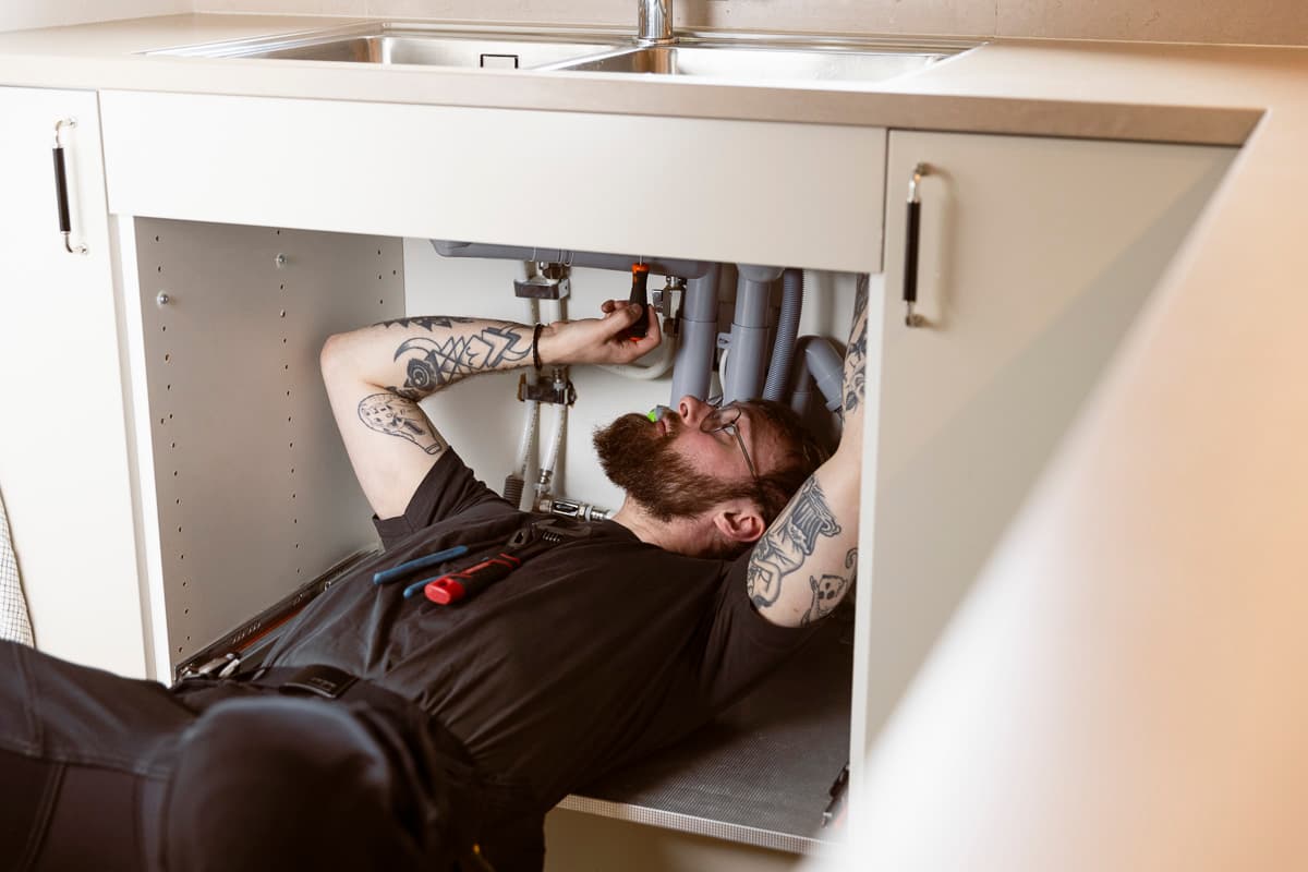 rormokare-i-ostertalje-rorfixarna